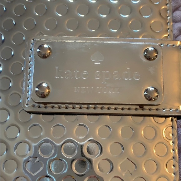 NWT Gold Kate Spade Wallet - Picture 4 of 5